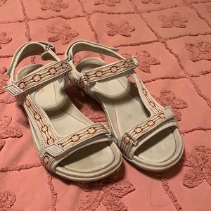 Propel sandals
